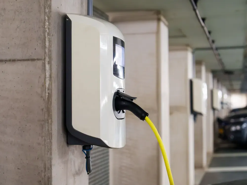 Elektrische Prüfung mit Messgerät